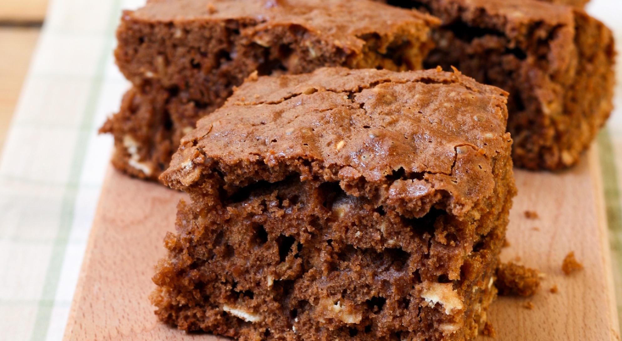 Choc Fudge Protein Oat Slices